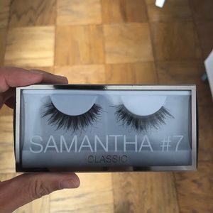 Huda Beauty Samantha #7 false lashes, New